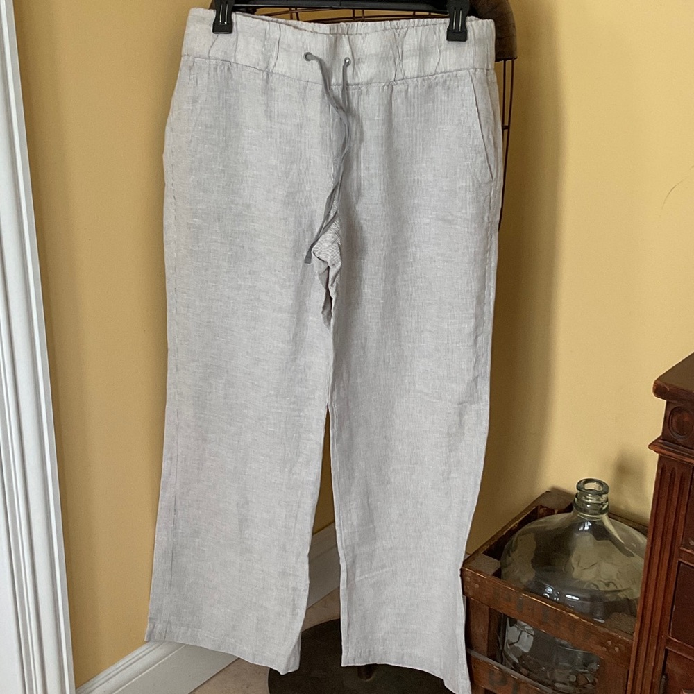 New York & Company Light Gray Straight Leg Pants